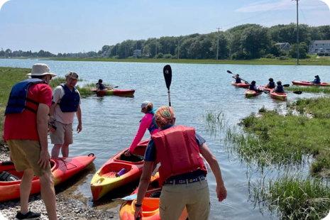 people kayaking