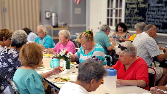 seniors eating